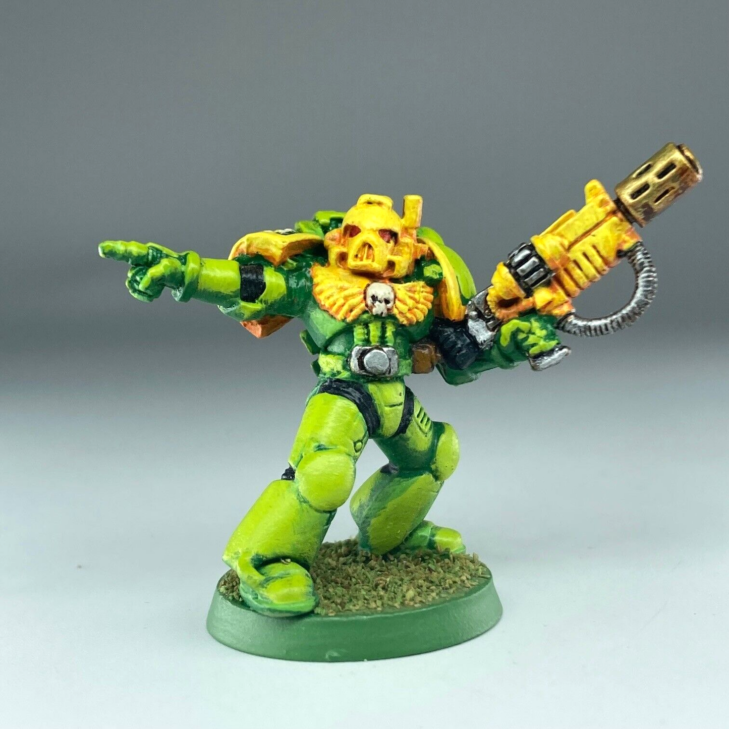 Space Marine Meltagun - 2nd Ed - Painted - Warhammer 40K Classic Metal X13662