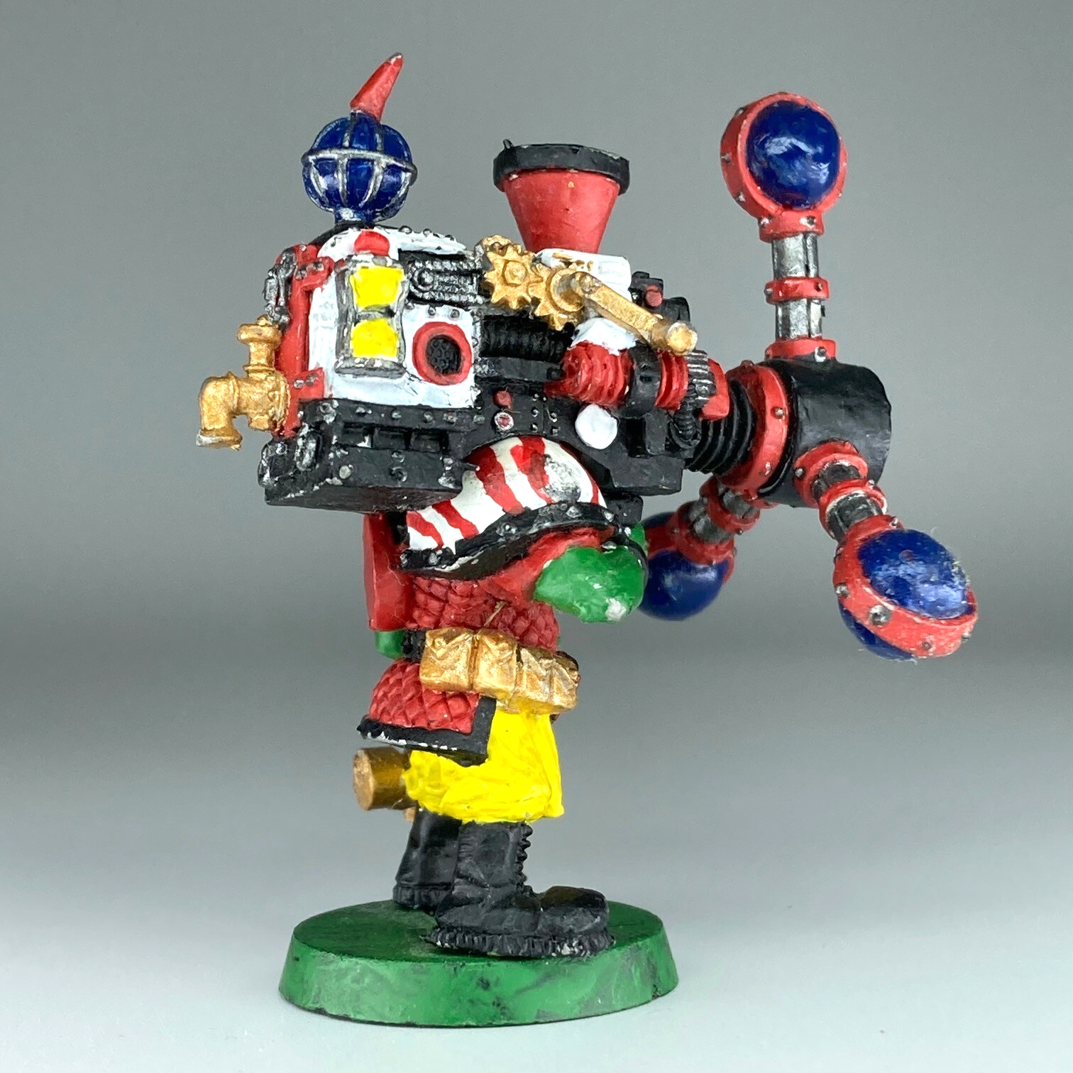 121808cf-f518-4304-aa53-cbb38a0f54d1