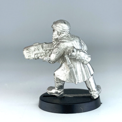 140a70aa-e292-4ad8-b0d5-96927d457c3a