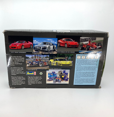 Mustang Shelby GT 500 - Revell 1.25 Scale Model Kit W308