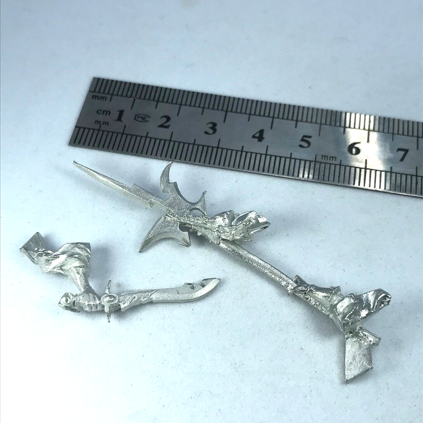 Metal Dark Elves Elf Dark Rider Champion Arm Parts - Warhammer Fantasy X9472