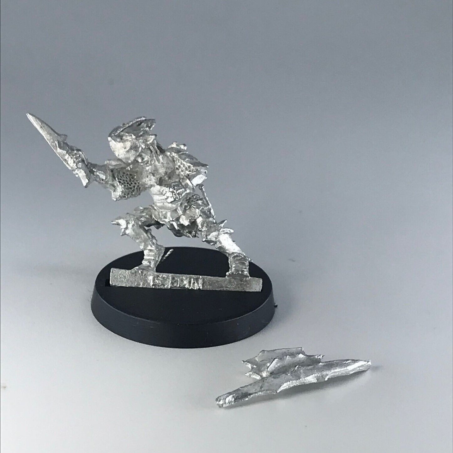 Moria Goblin Armoured Warrior LOTR - Warhammer / Lord of the Rings Metal X625