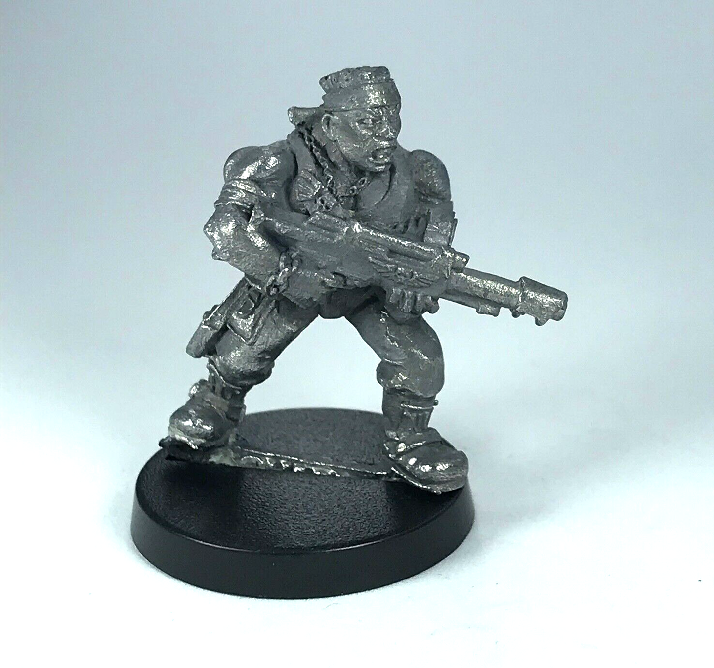 Catachan Rifleman Jungle Fighter Imperial Guard - Metal Warhammer 40K OOP X4179