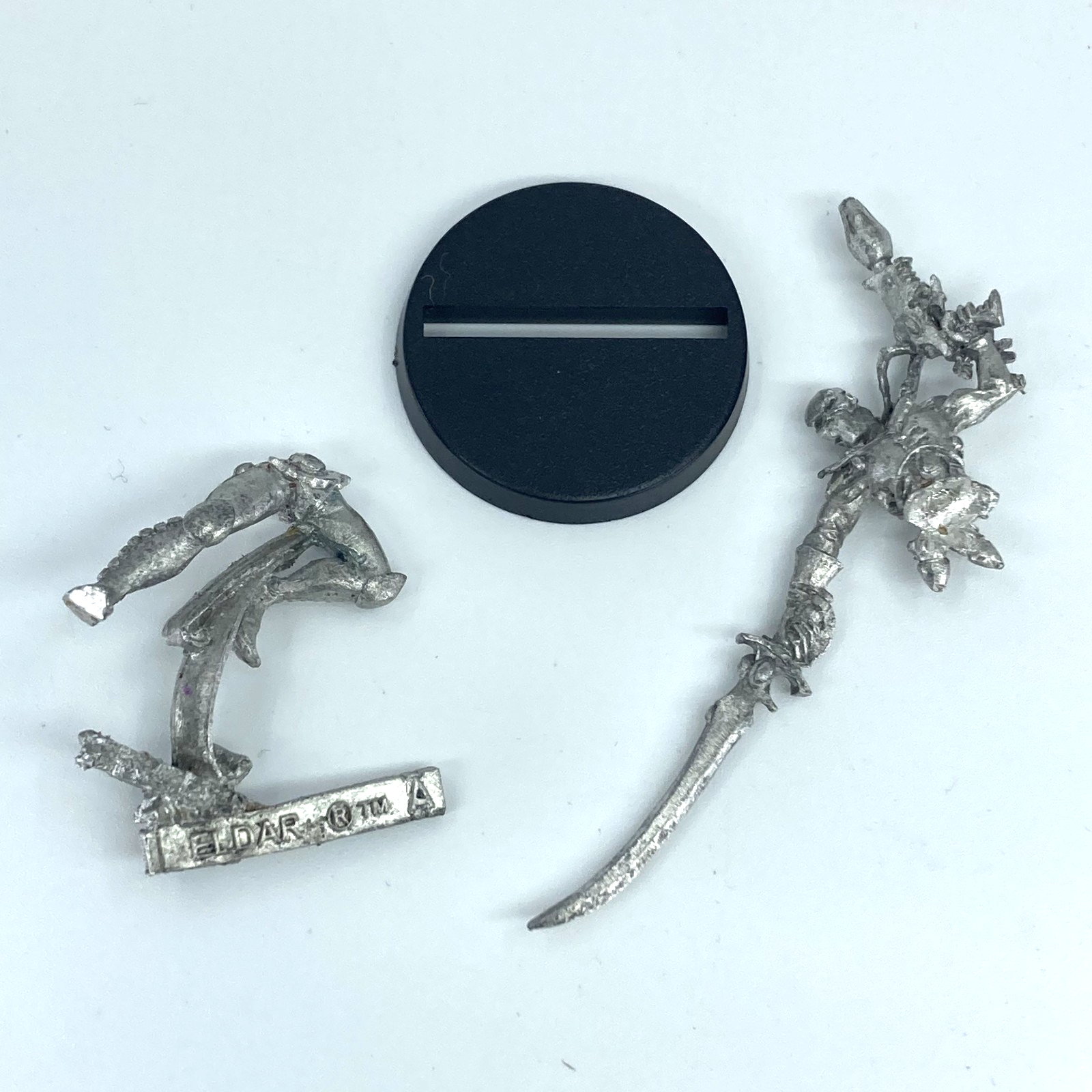 182dd7e9-35d7-4337-866a-68e63dfe3b04