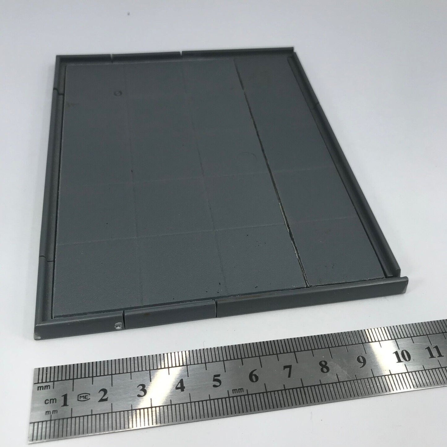 Model Movement Tray - Scale Shown - Warhammer Fantasy / Age of Sigmar MT25