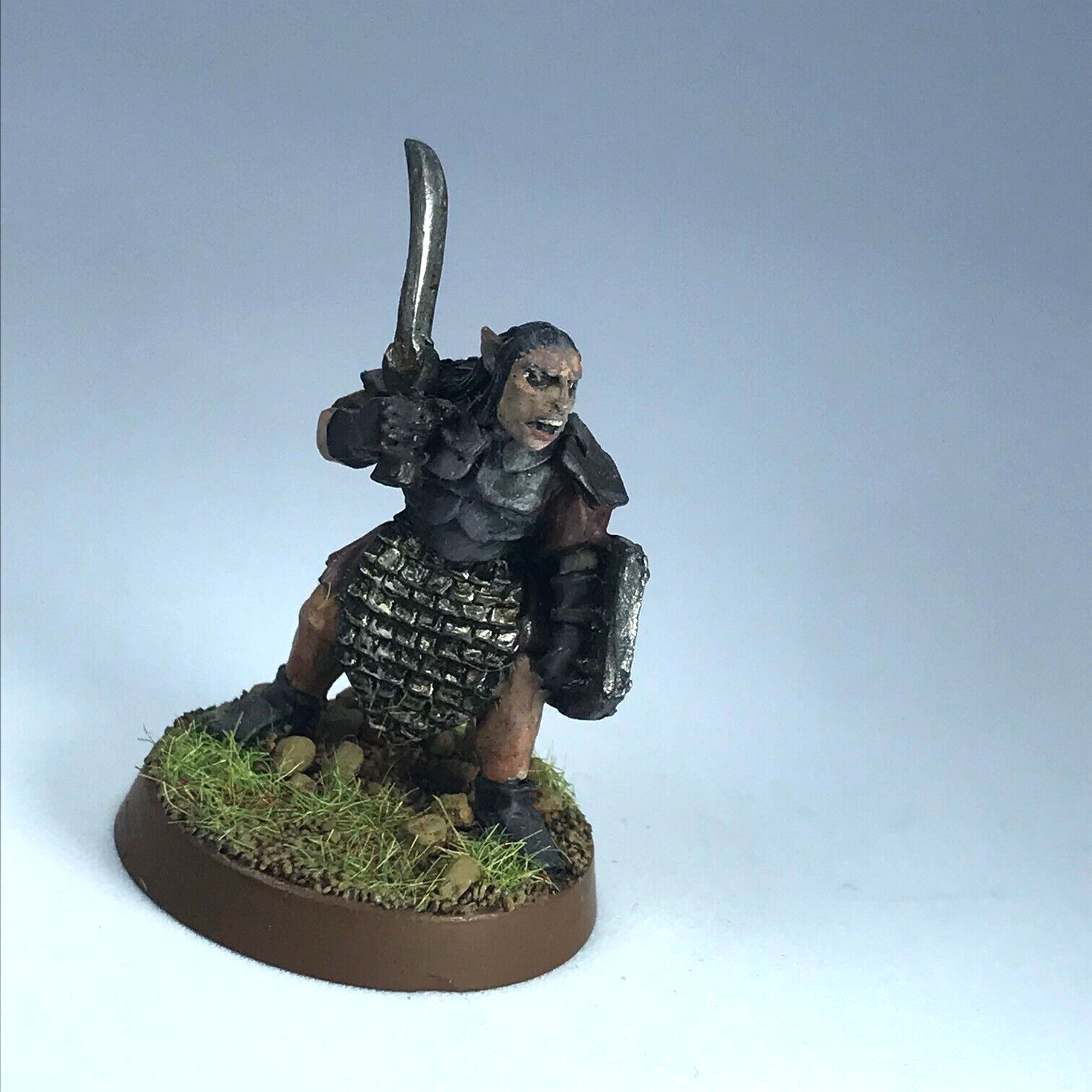 Mordor Orc Warrior LOTR - Warhammer / Lord of the Rings Painted Metal X10973