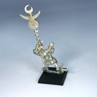 Daemonette of Slaneesh Standard Bearer Dated 1998 Warhammer Fantasy X13547