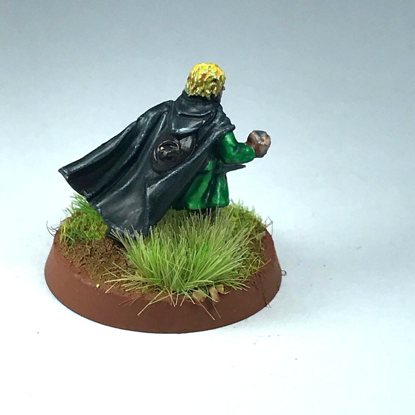 Merry Hobbit Mines of Moria Pose - LOTR / Warhammer / Lord of the Rings X9897