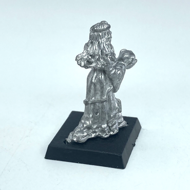 1b8d9d4b-352d-4468-b368-f26a697e8eb4