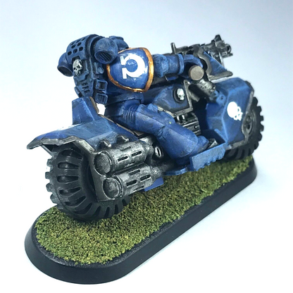 Classic Space Marine Ultramarine on Bike - Painted - Warhammer 40K C282