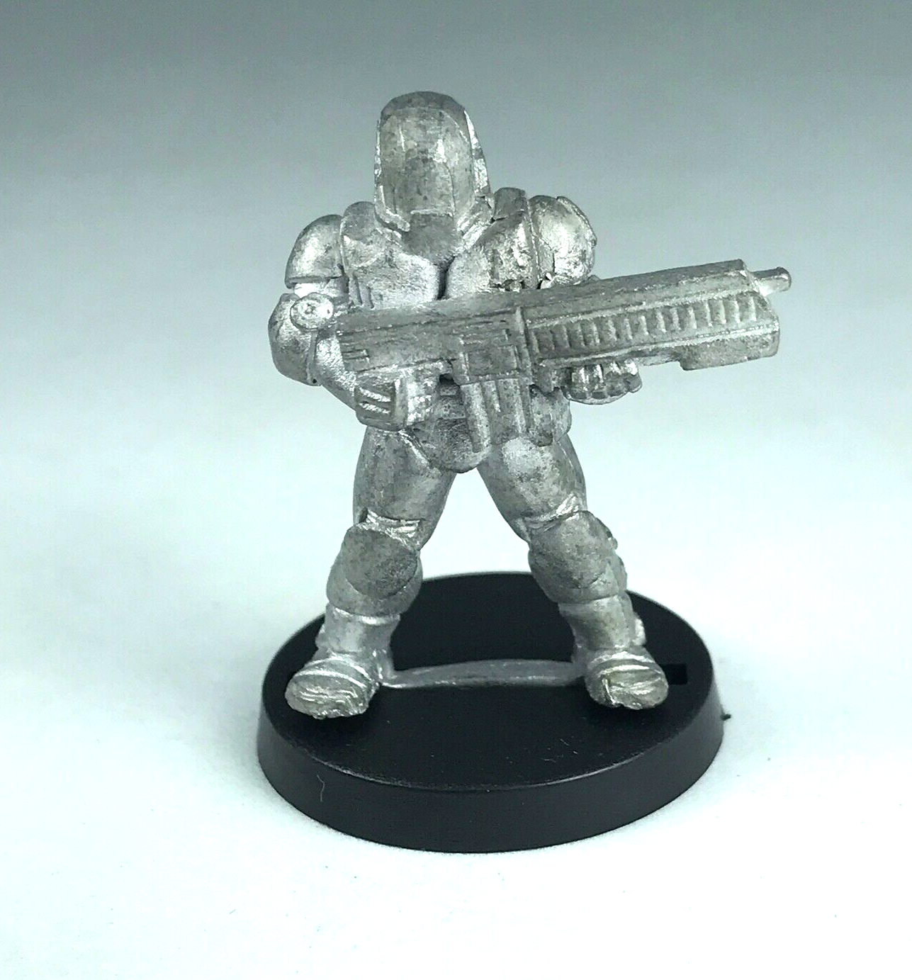 Classic Metal Harlequin Miniatures Space Cyber Soldier - Kevin White X2269