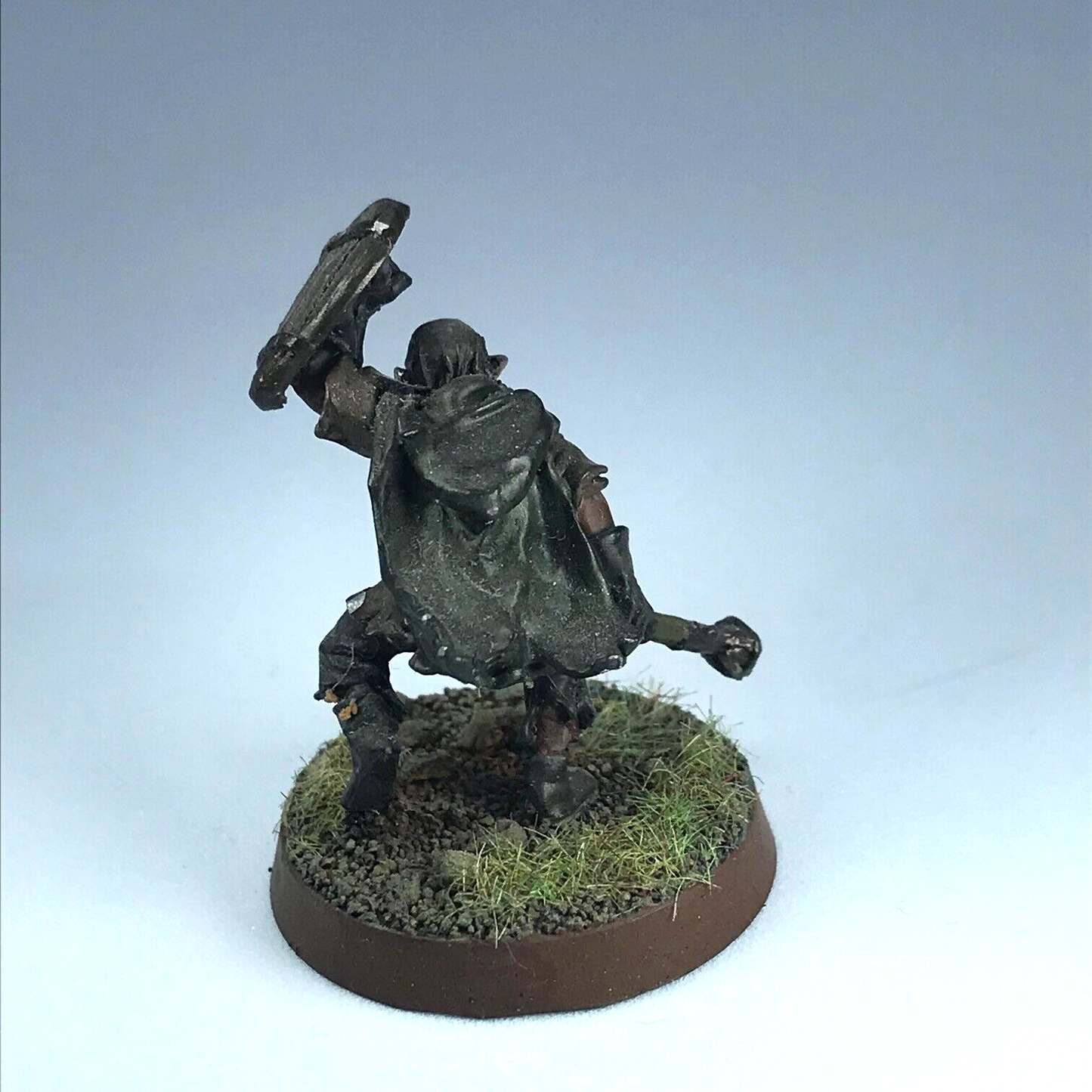 Mordor Orc Warrior LOTR - Warhammer / Lord of the Rings Painted Metal X8652