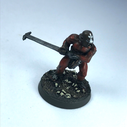 Uruk Hai Beserker - LOTR Warhammer Lord of the Rings Painted X10734