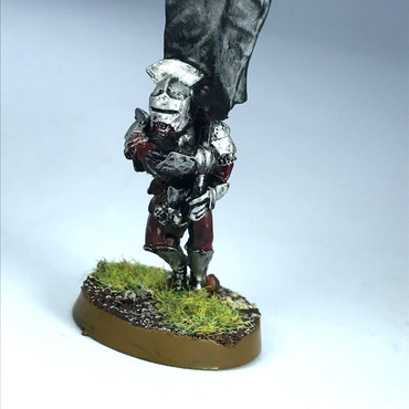 Uruk Hai Standard Bearer - Painted - Warhammer / Lord of the Rings C69