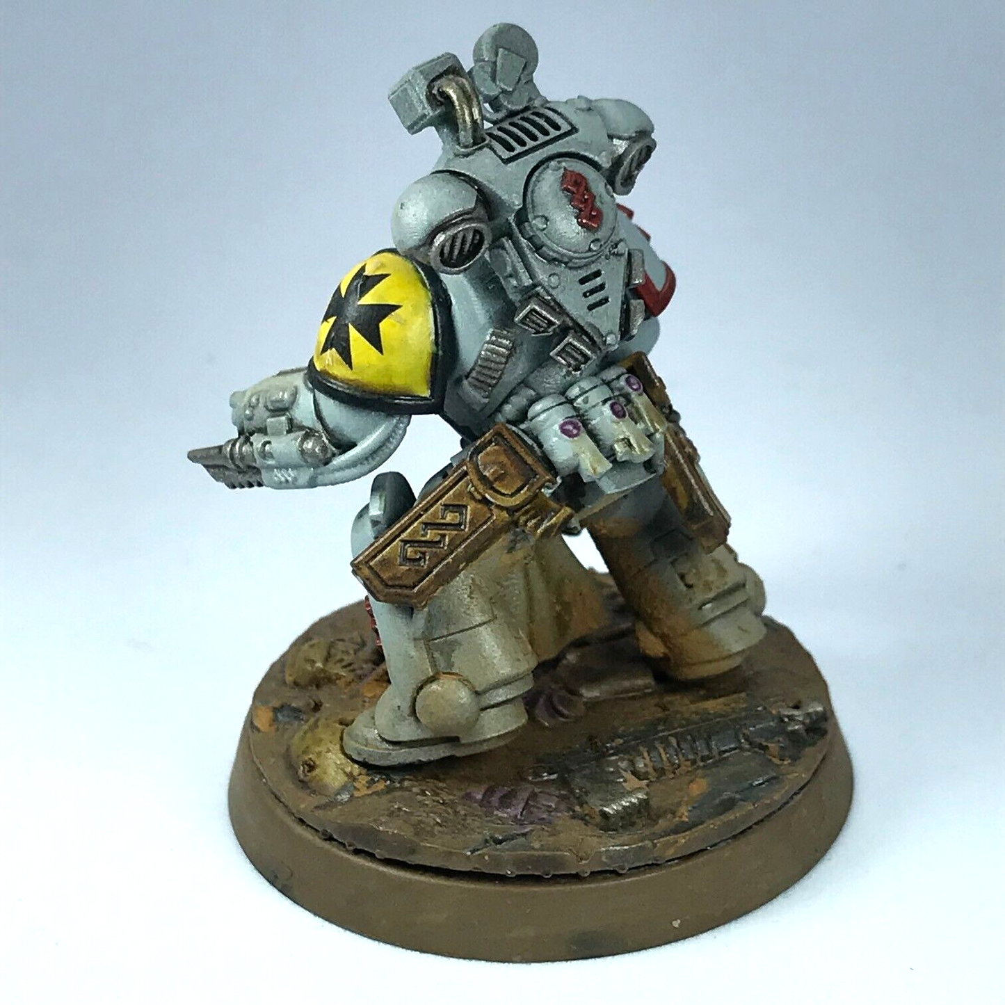 Space Marine Apothecary HQ - Painted - Warhammer 40K X10498