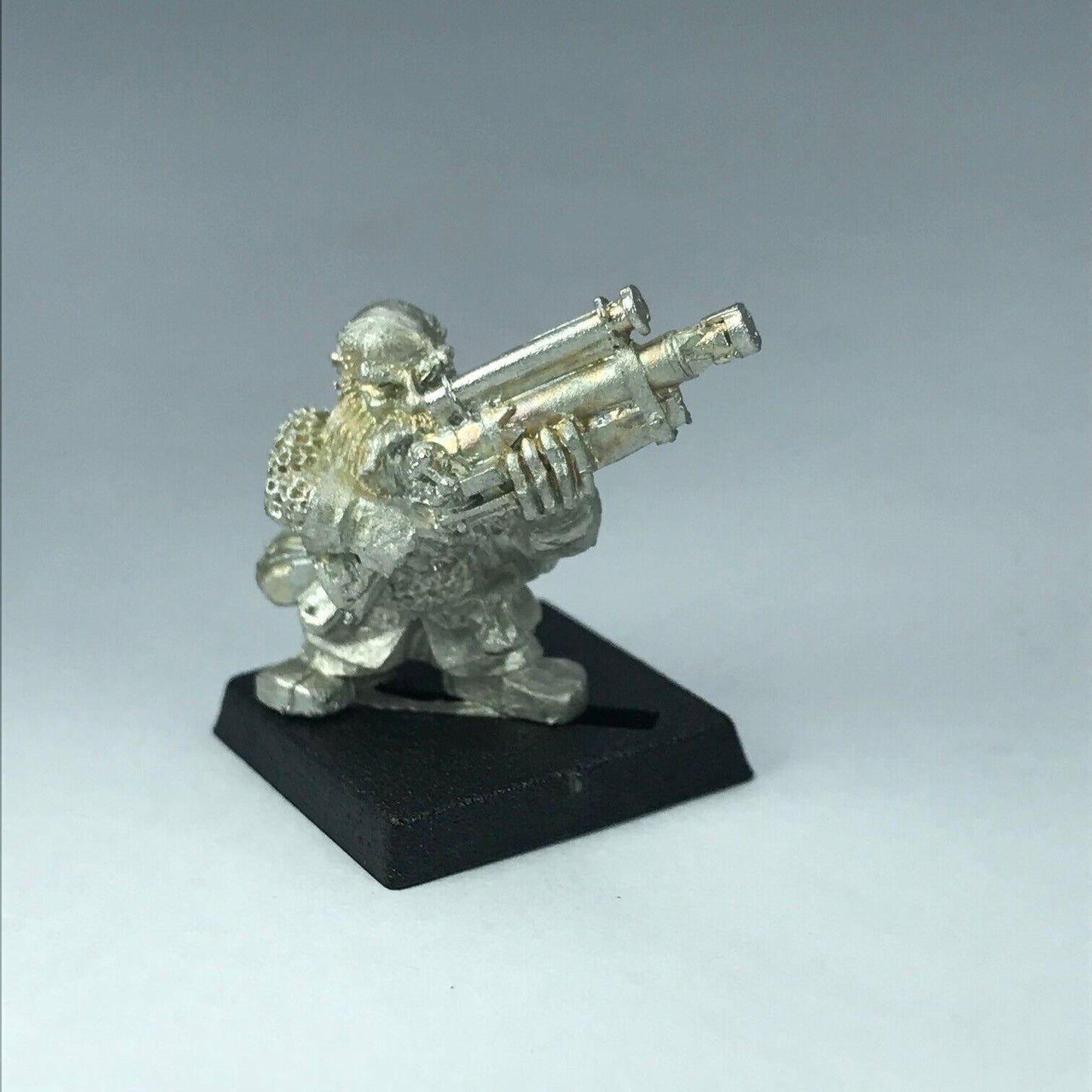 Metal Classic Dwarf Thunderer Rifleman - Warhammer Fantasy X10282