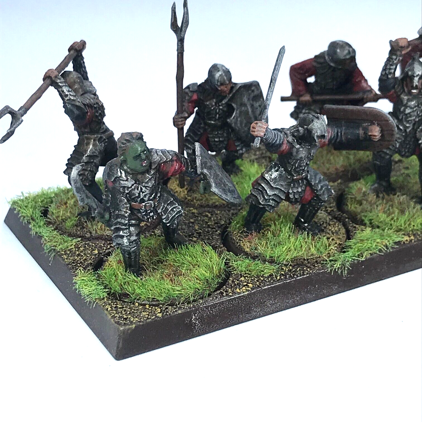 Mordor Orc Warriors & Tray LOTR - Warhammer / Lord of the Rings Painted C549