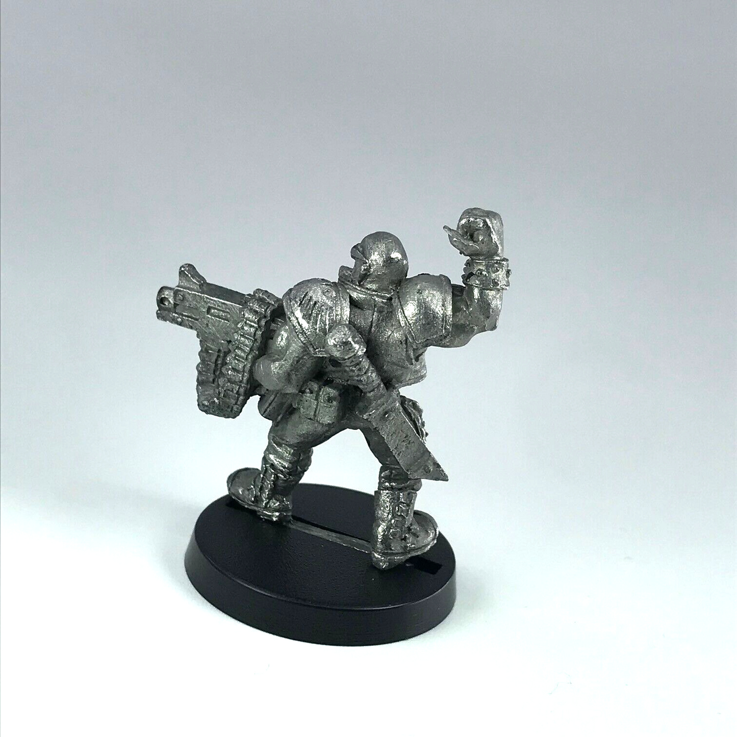 Catachan Lieutenant Imperial Guard - Warhammer 40K Classic Metal X10222