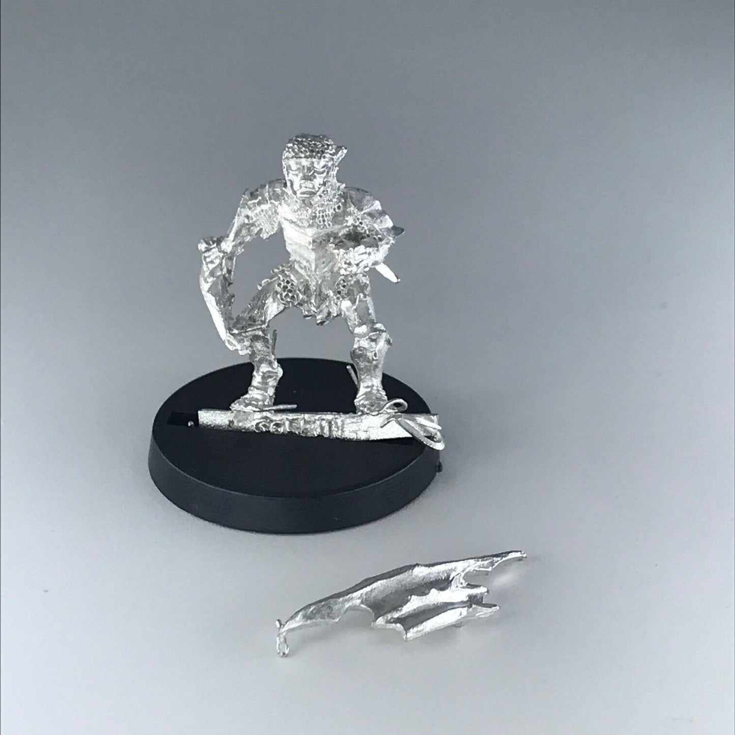 Moria Goblin Armoured Warrior LOTR - Warhammer / Lord of the Rings Metal X9590