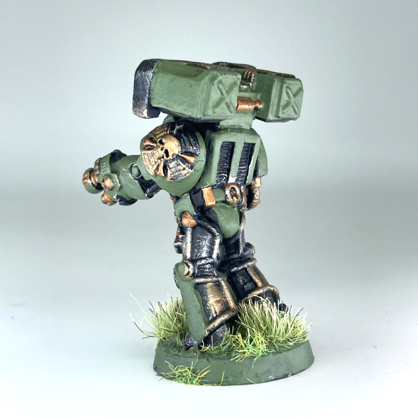 29d8125d-8b3b-4a05-9e0f-7c98bc0771eb