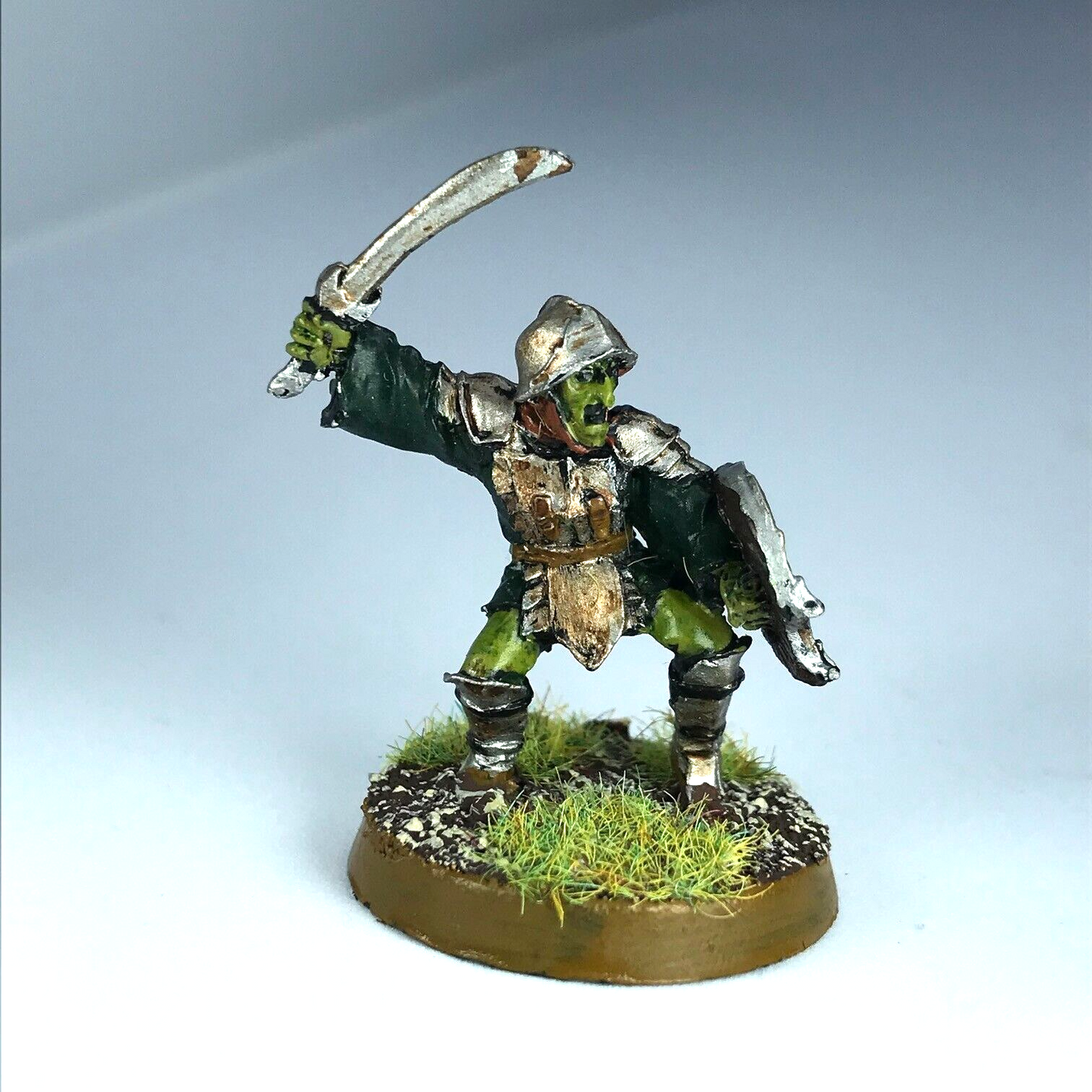 Metal Mordor Orc Warrior LOTR - Painted - Warhammer / Lord of the Rings X11439