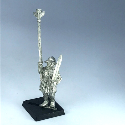 Bretonnia Standard Bearer Command Citadel Warhammer Fantasy Classic Metal X8724