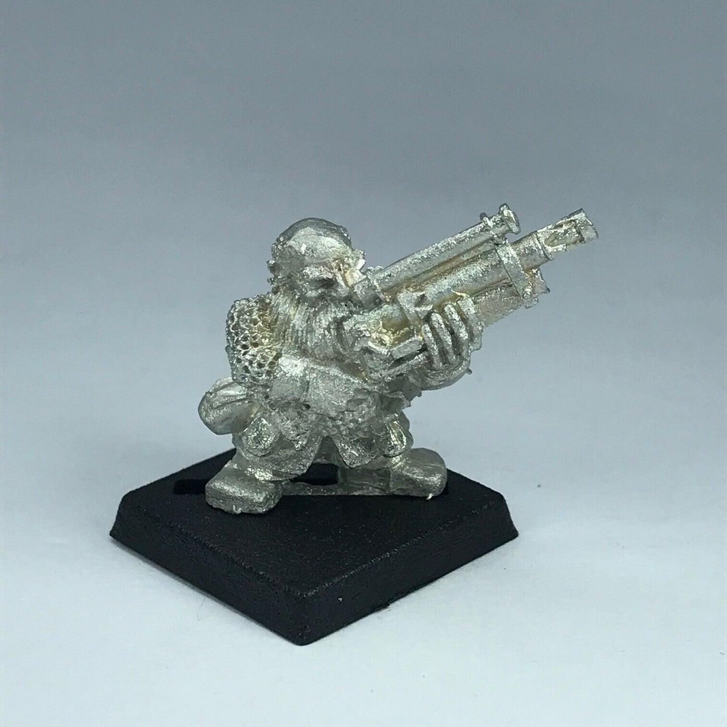 Metal Classic Dwarf Thunderer Rifleman - Warhammer Fantasy X4601