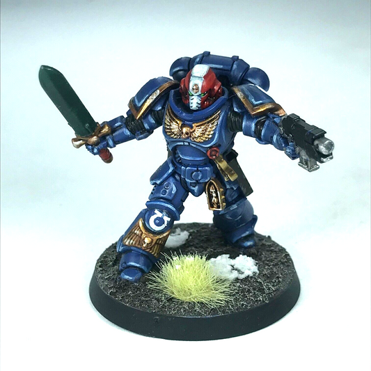 Primaris Space Marines Lieutenant Ultramarines - Painted - Warhammer 40K X8400