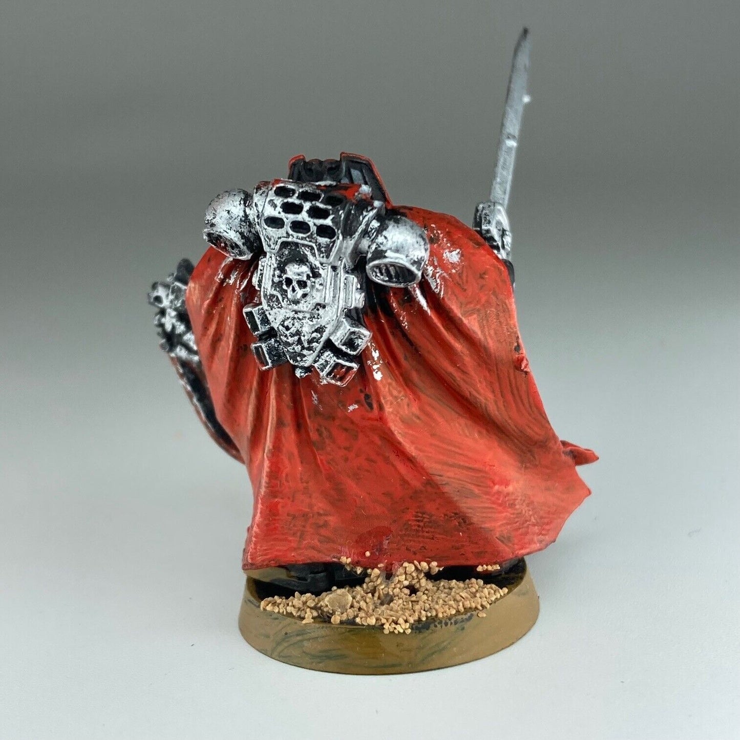 2cd0ae1b-b131-4e8d-9a4a-0f0f6a5d3e13