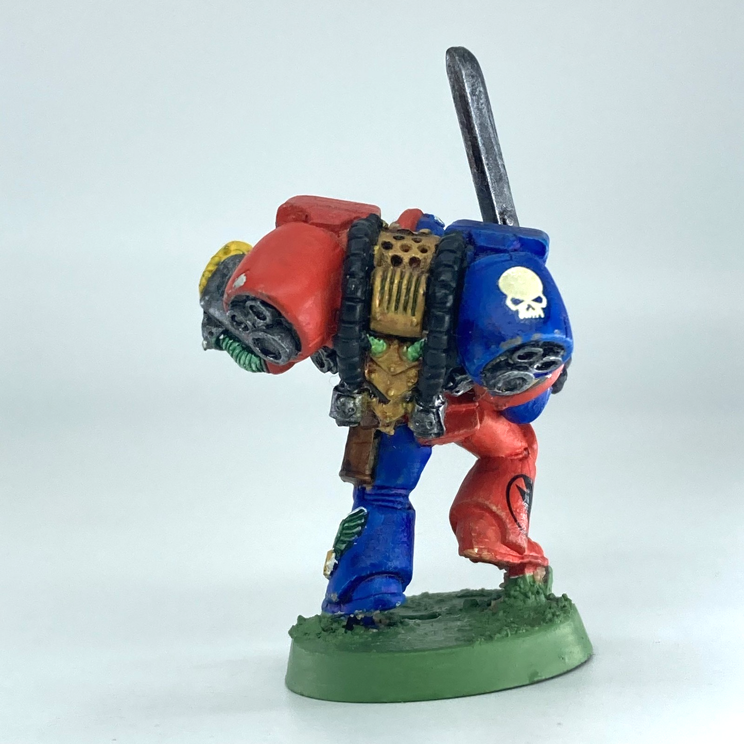 2d199186-5e68-4fdb-99c9-483fcee42ad6