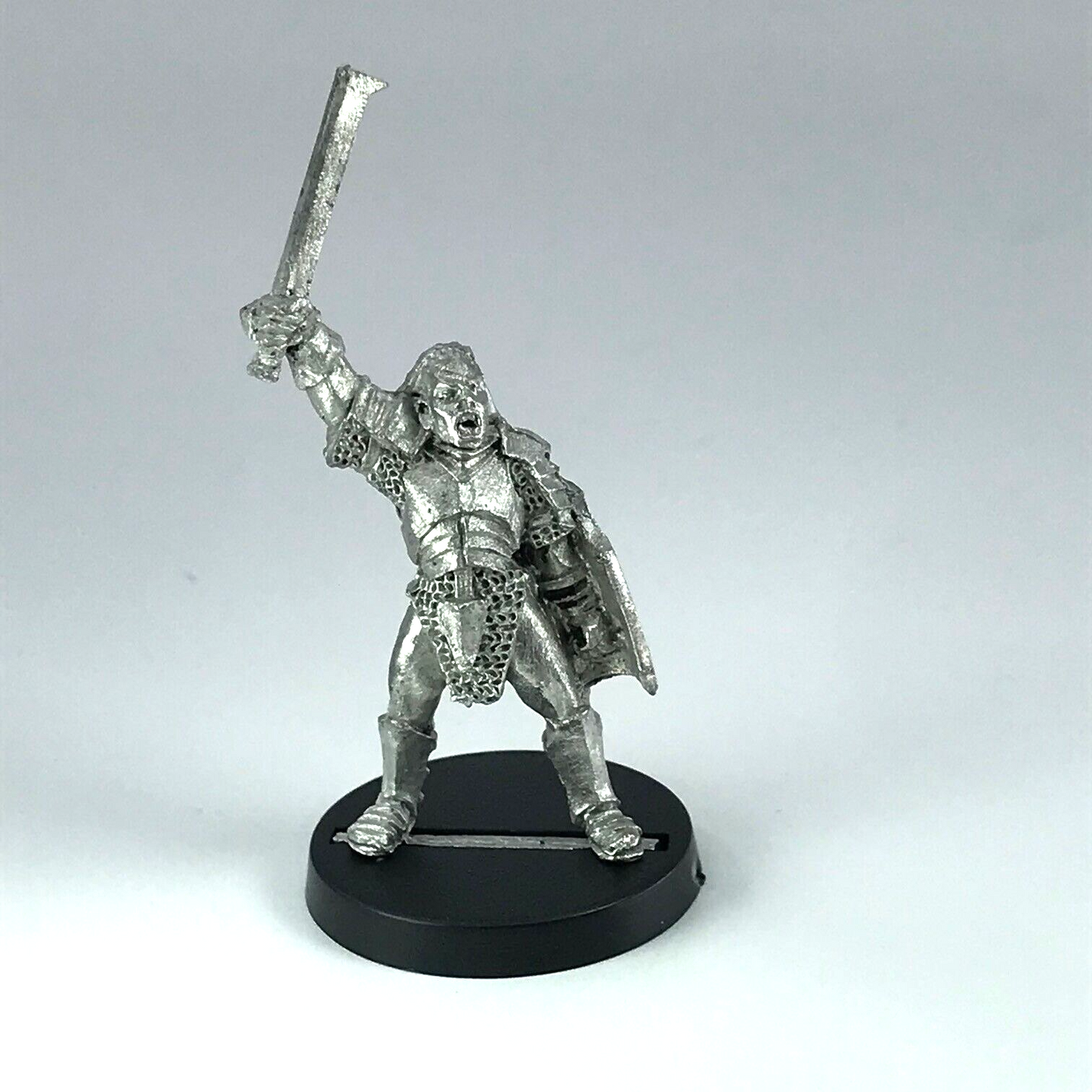 Uruk Hai Captain - LOTR Warhammer / Lord of the Rings Metal Games Workshop X5599