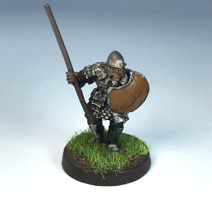 Morannon Orc Warrior LOTR - Warhammer / Lord of the Rings Painted Metal X6310