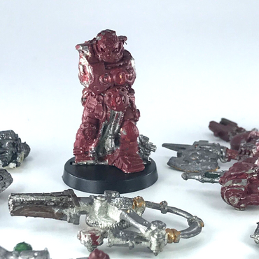 Techmarine Space Marines - Warhammer 40K Games Workshop Classic Metal X1112