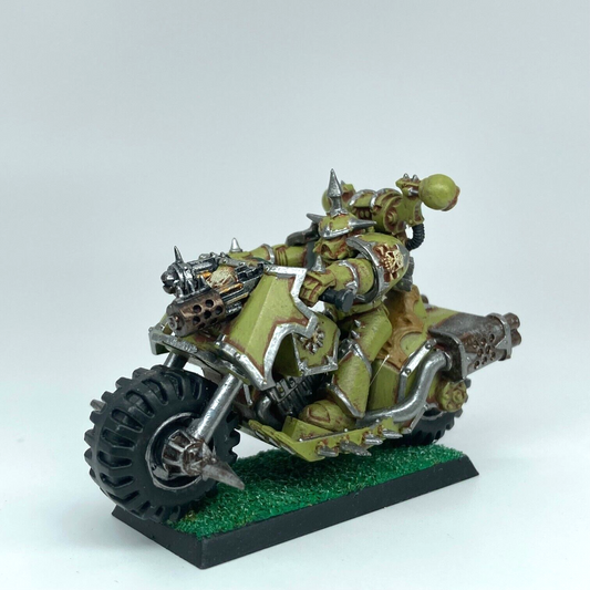 Plague Marine Space Marine on Bike - Warhammer 40K Games Workshop C1370