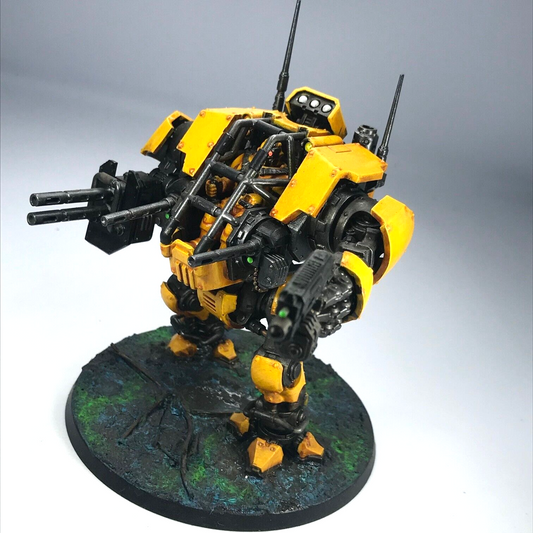 Space Marine Imperial Fists Primaris Invictor Tactical Warsuit - Warhammer 40K