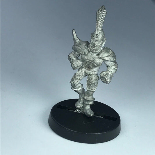 Metal Classic Dark Elf Blitzer - Games Workshop Warhammer Blood Bowl X1639