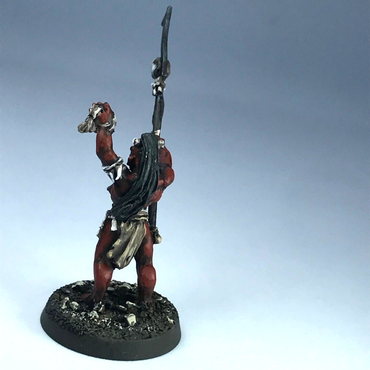 Uruk Hai Shaman - LOTR Warhammer / Lord of the Rings Painted Metal X10920