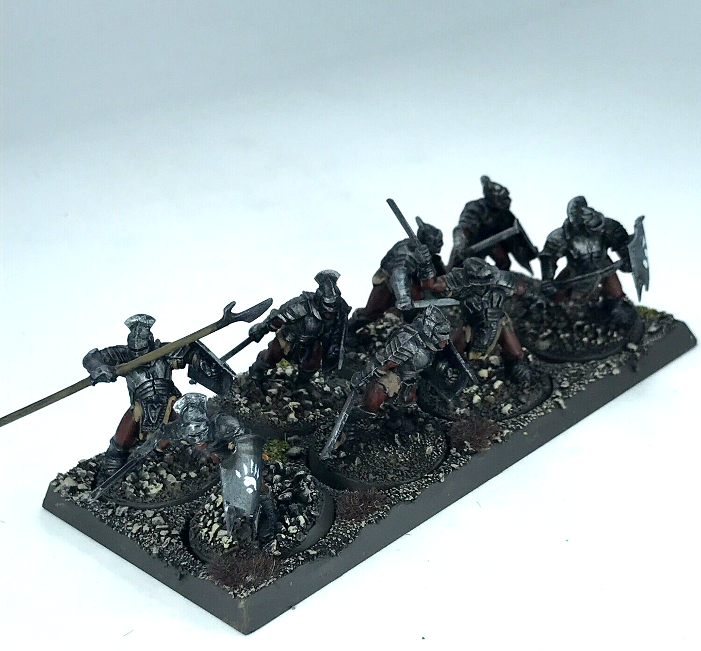 Uruk Hai Warrior Regiment & Tray Painted LOTR Warhammer Lord of the Rings C1272