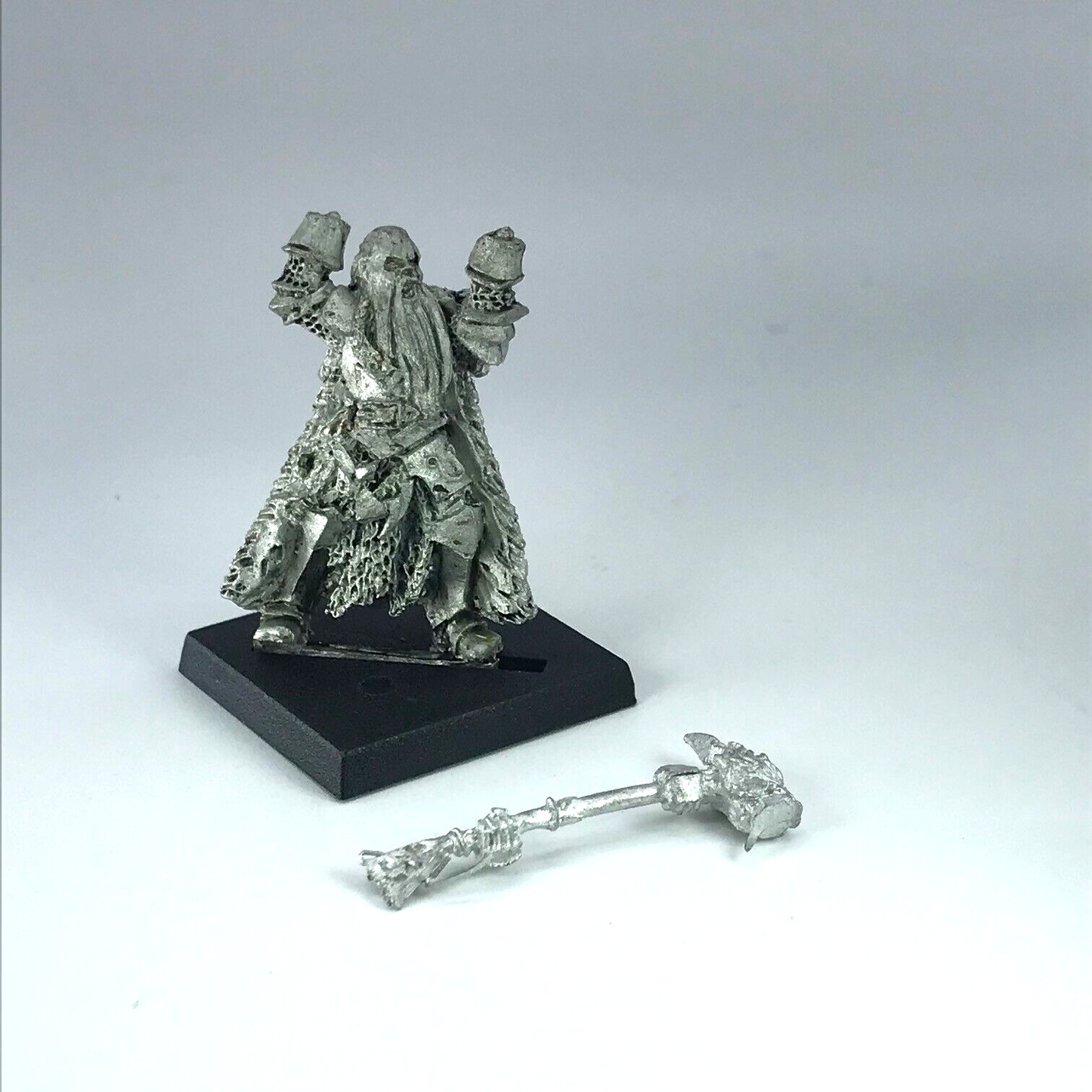 The Empire White Wolf Teutogen Guard Warrior - Warhammer Fantasy Metal X2034