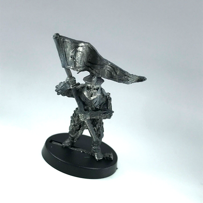 Easterling Standard Bearer LOTR Warhammer / Lord of the Rings Metal GW X9928