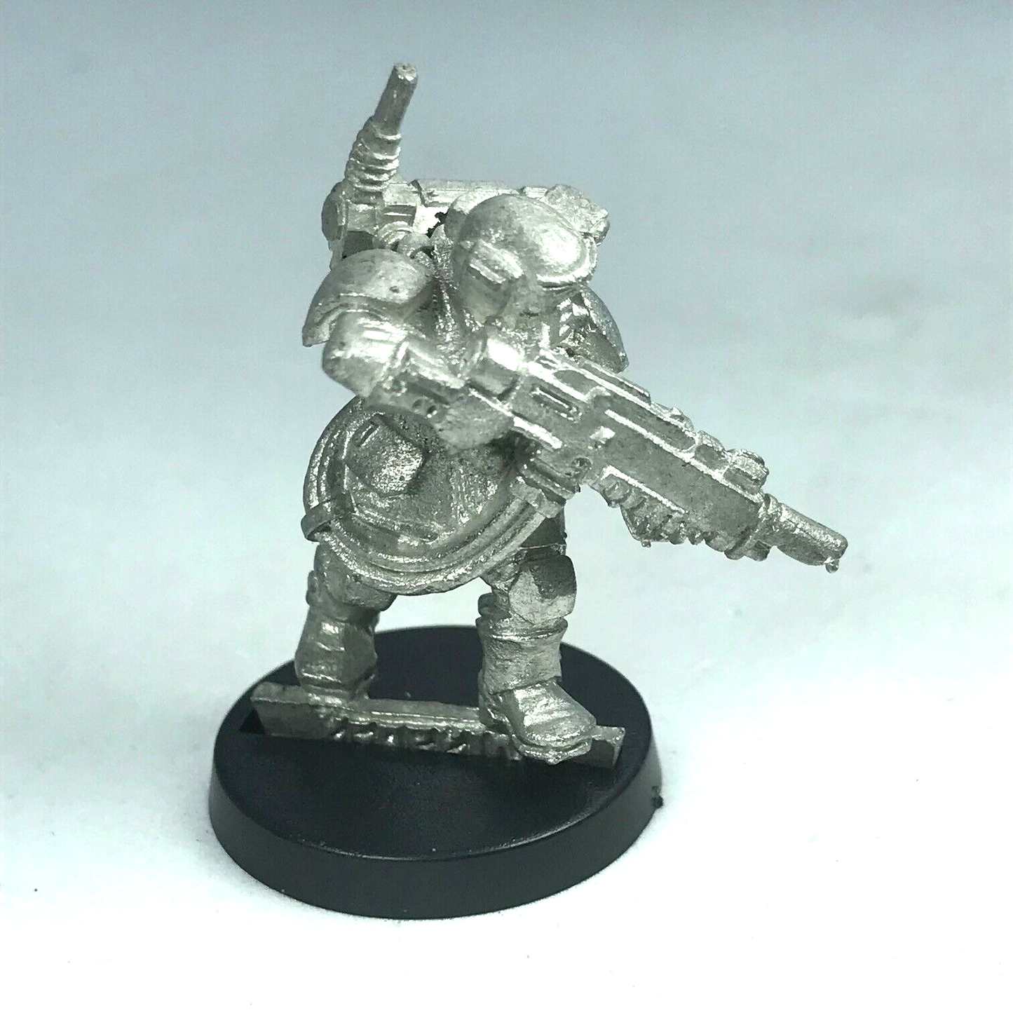 Classic Imperial Guard Kasrkin Stormtrooper Rifleman - Warhammer 40K X8462