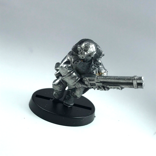 Delaque with Shotgun Necromunda - Classic Metal Games Workshop X6808