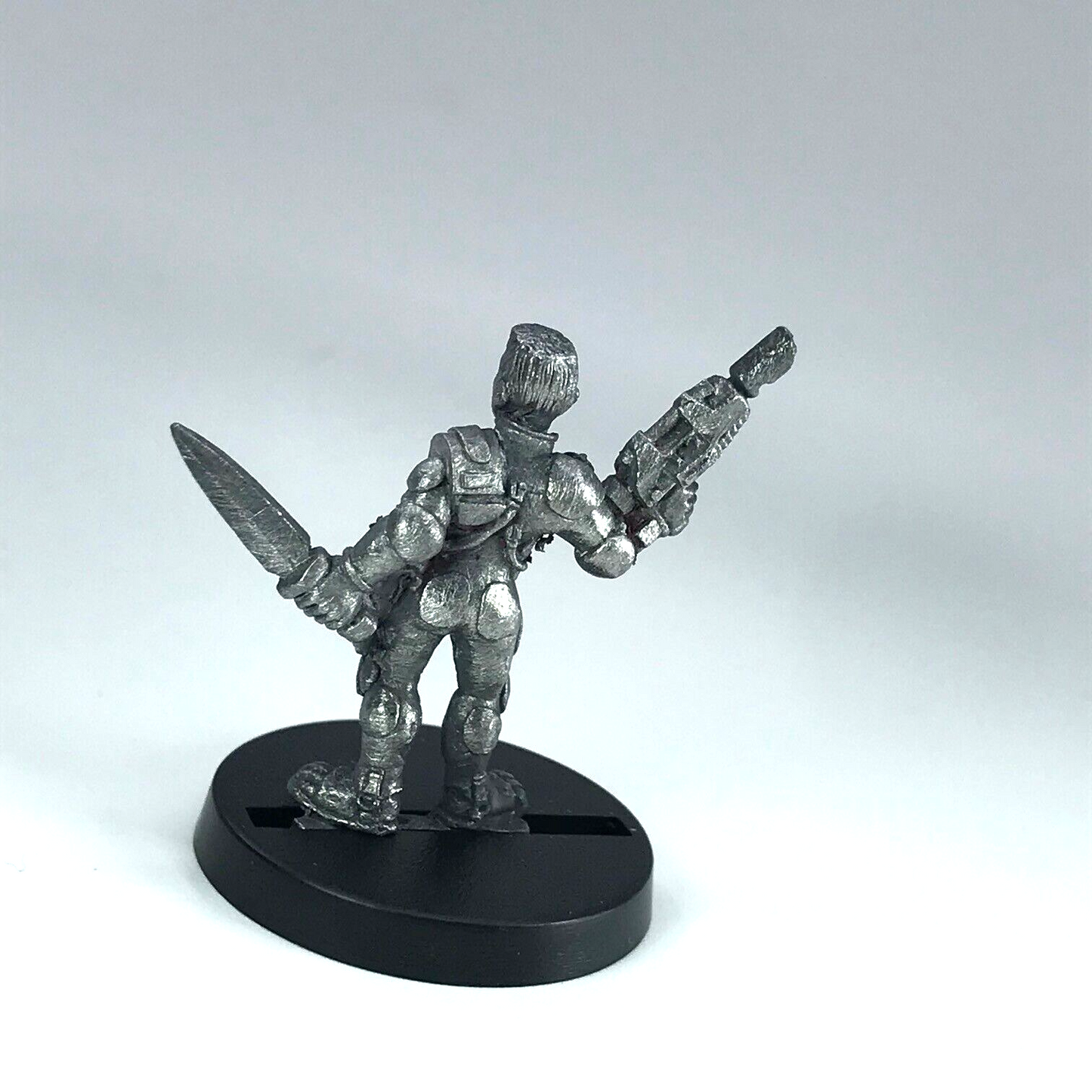 Van Saar Juve with Laspistol - Necromunda Warhammer Games Workshop Metal X390