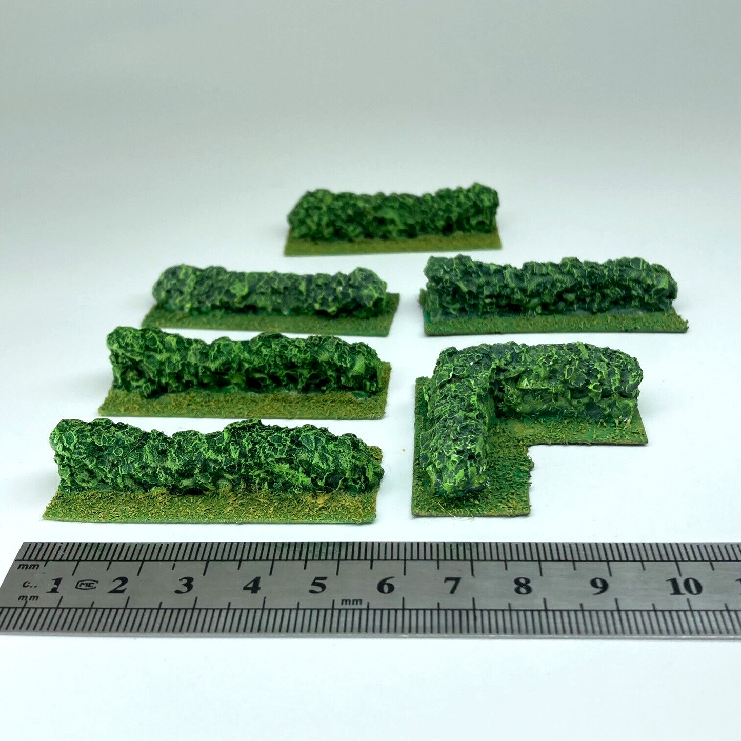 Assorted Hedge Pieces - Terrain & Accessories - Suitable For Wargaming C3690