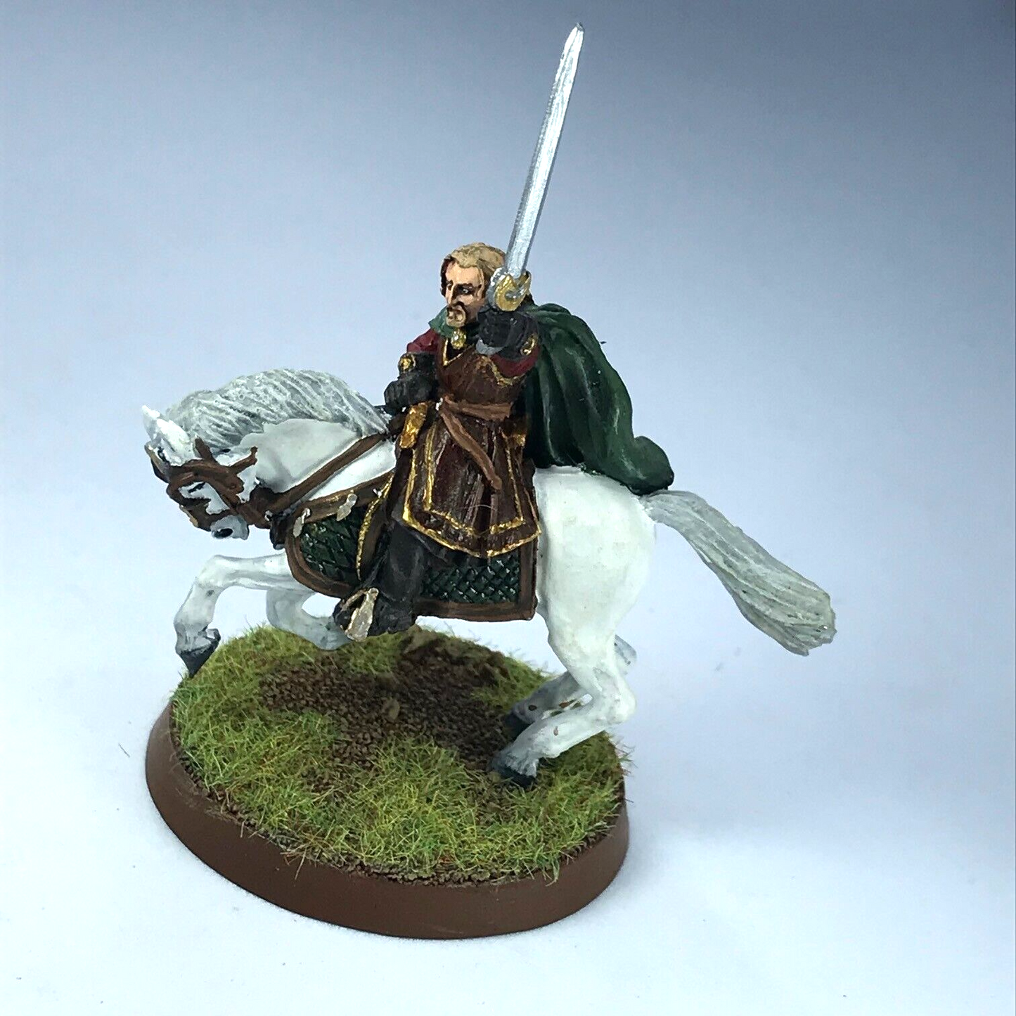 Theoden Rohan King - Painted - LOTR / Warhammer / Lord of the Rings C4576