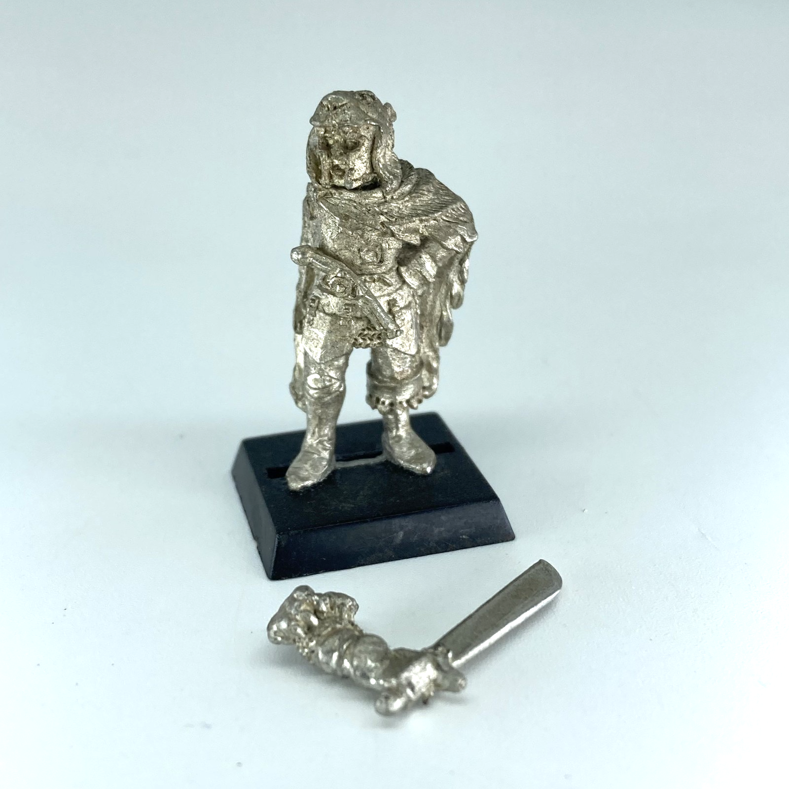 Leopold's Leopard Company - Games Workshop - Lot Figurines Dogs Of War - Démontées Non Peintes