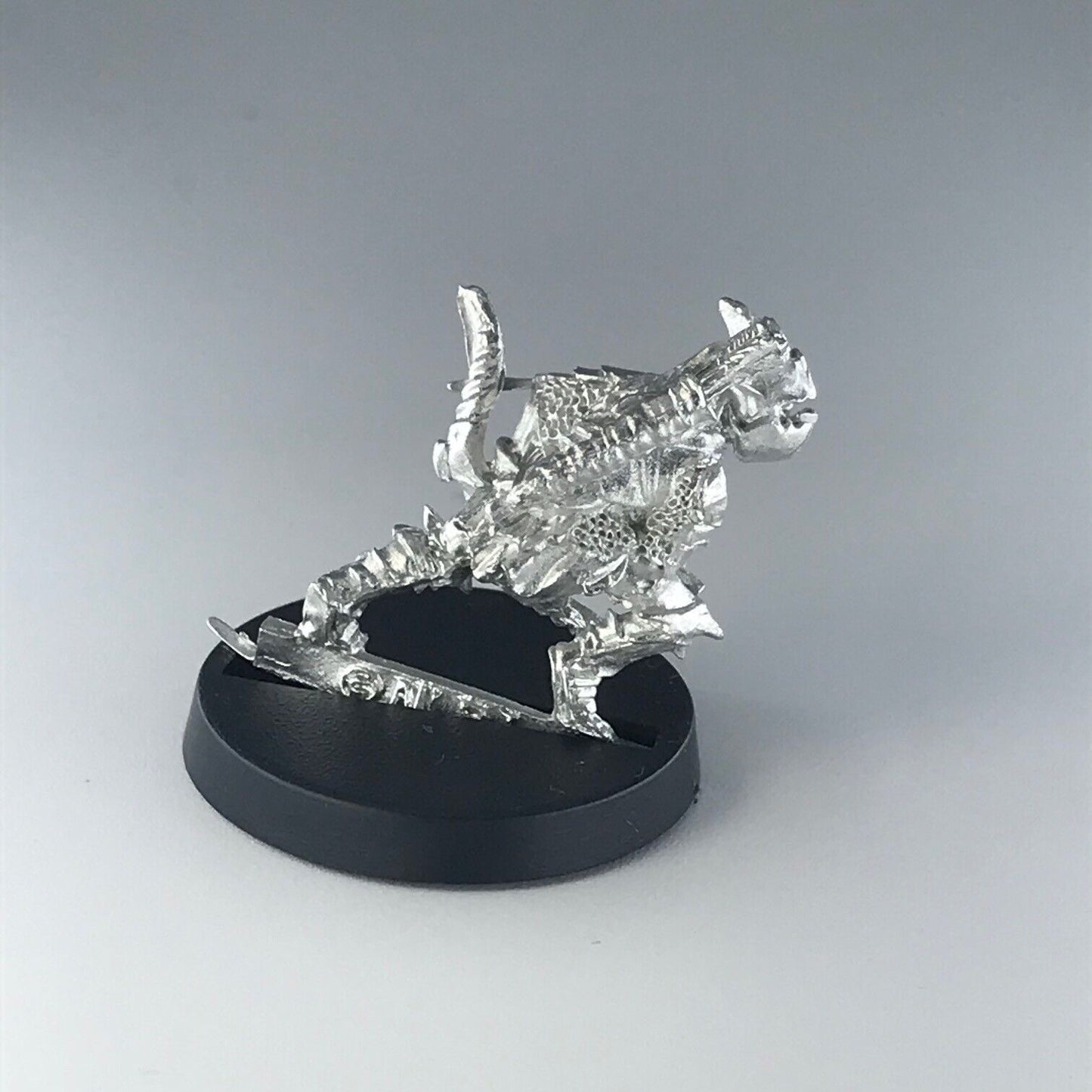 Moria Goblin Armoured Archer LOTR - Warhammer / Lord of the Rings Metal X297