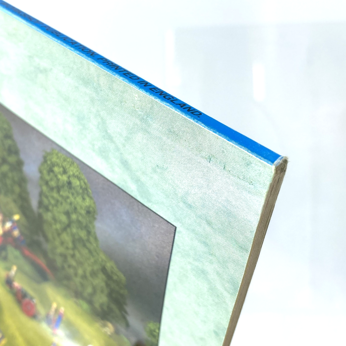 40b82353-3abb-439f-b6b2-3e2e9145da27