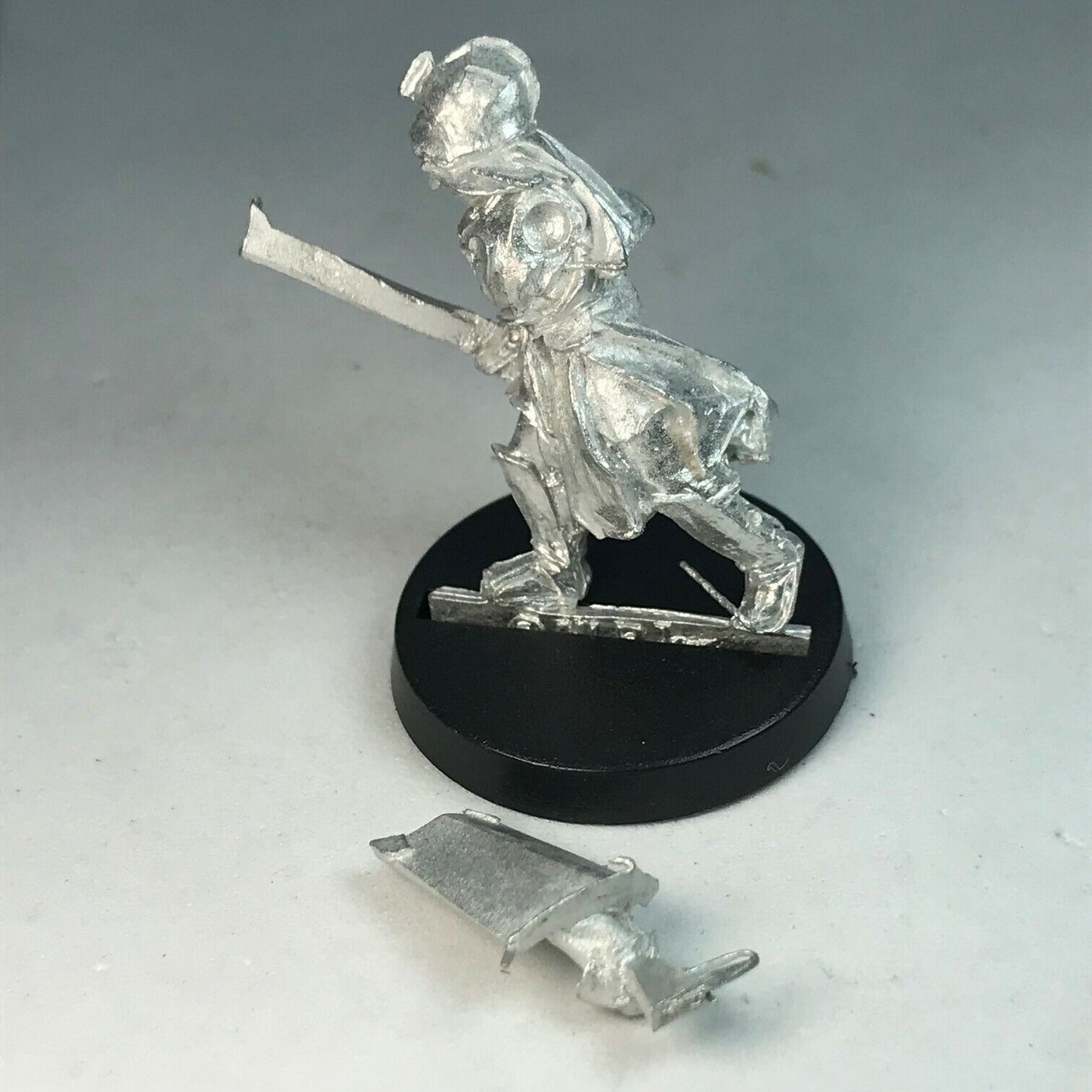 Metal Uruk Hai Scout Warrior LOTR - Warhammer / Lord of the Rings X5317