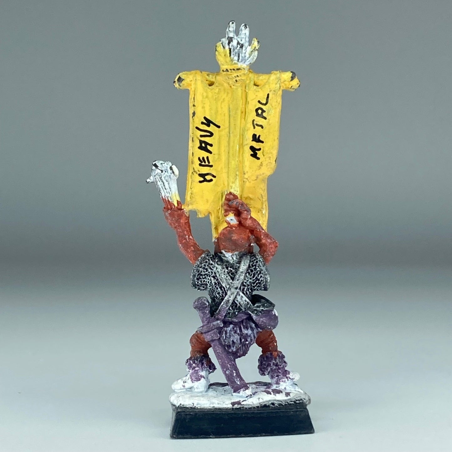 Goblin Standard Bearer - Orcs & Goblins - Warhammer Citadel Classic Metal X2278